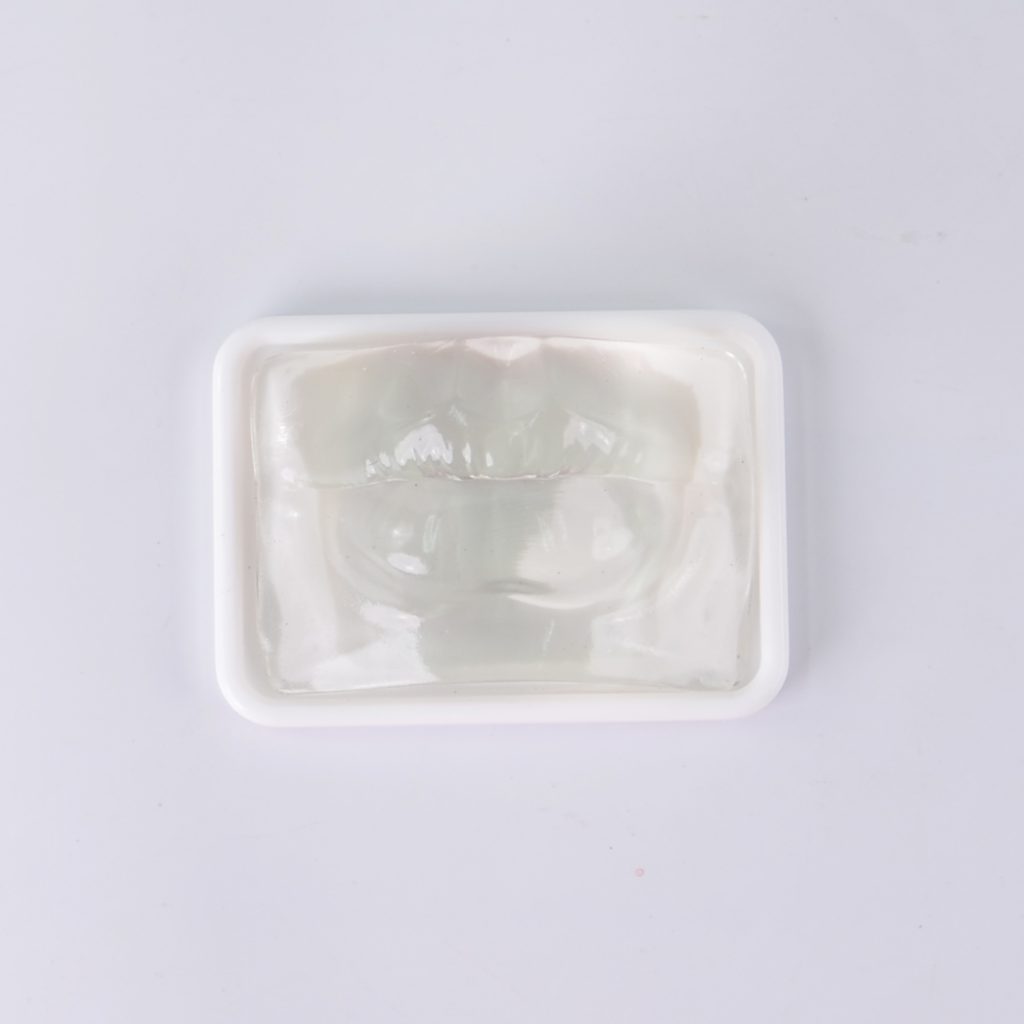 2. Medtacedu Clear Lip Filler Injection Model